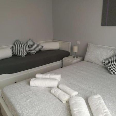 Appartamento Con Grande Terrazzo In Via Lomellina - Lome 527 Milan Luaran gambar